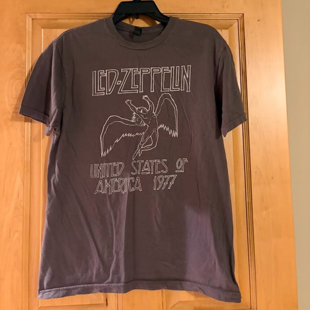 Led Zepplin Graphic T-shirt Size M